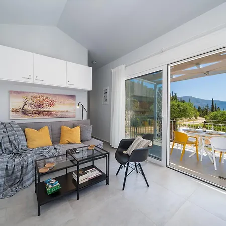 Foki Beach House *