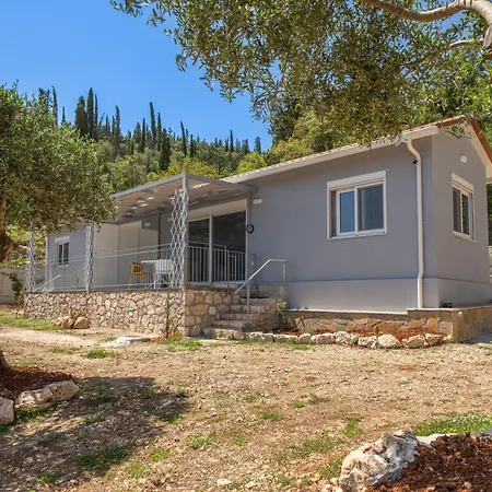 Foki Beach House Apartment *
